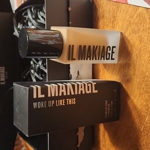 Il Makiage Woke Up Like This #60